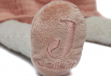 037 001 660618717329365858detail 0003