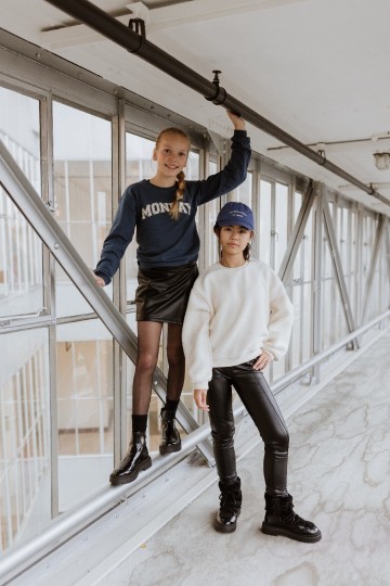 202311 nowaymonday maisonrowena 99 0