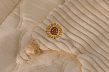 Cuddle cloth lion yellow ld8328 3   shopify