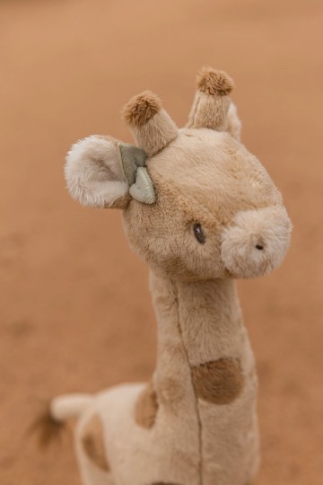 Cuddle giraffe yellow ld8354 3   shopify