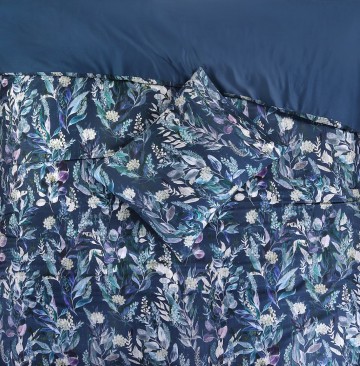 Hailey blue   zoom view 1