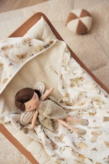 Jollein23 248717329377172871732937792987173293786812