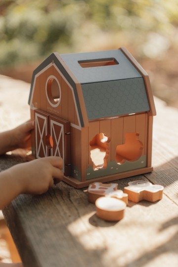 Ld7147   shape sorter   little farm 1 