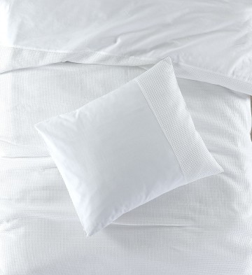 Mendoza wit  zoom view