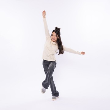 O56031 1 2 offwhite 140525