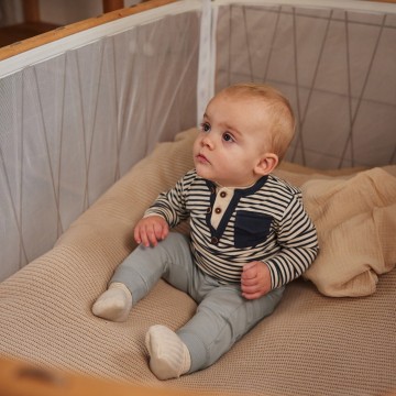 O56608 35 17 navy 137983