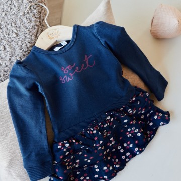 Q52483 35 17 navy 118556