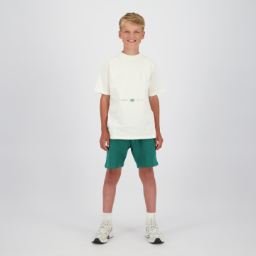 R126kb300073happensalmond whitemodel1