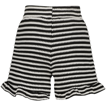 R126kg460099peggydeep blackback