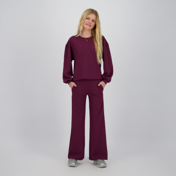 R225kg300072toscadark grapemodel1 0