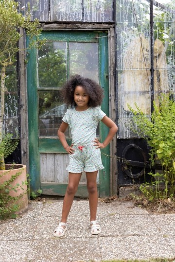 Sfeer s25j2 91700418 92100129 1