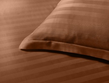 Uni satin bruin zoom